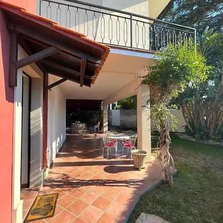 Cassia, Villa